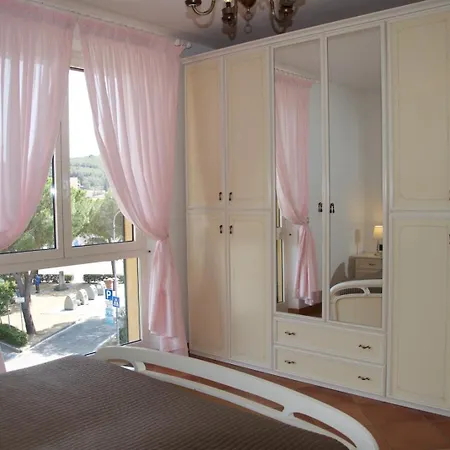 Fucini Apartment